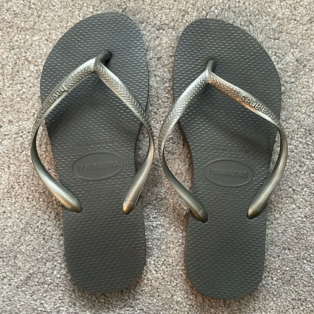 Silver Gray Slim Havaianas Women’s Flip Flop